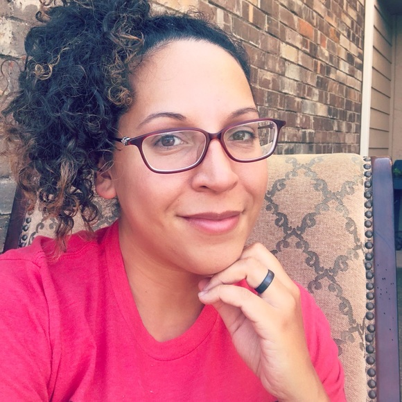 ON MATERNITY LEAVE - Picture 6 of 7